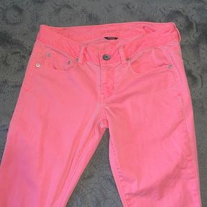 American Eagle pink skinny jeans